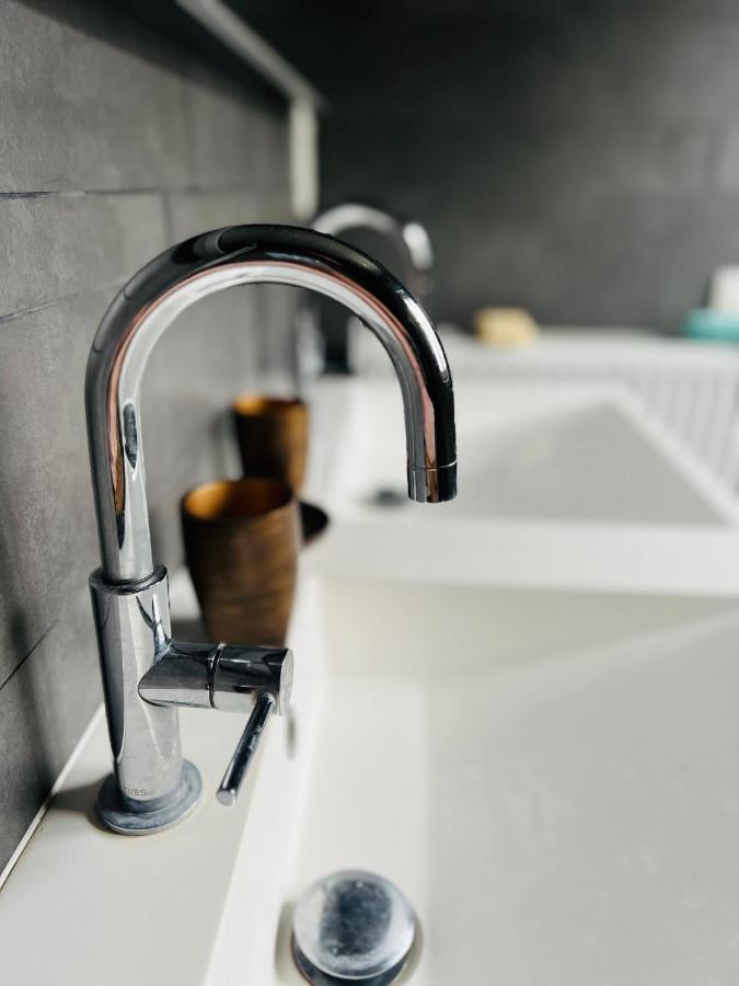 Capstay La Louviere Ngoại thất bức ảnh